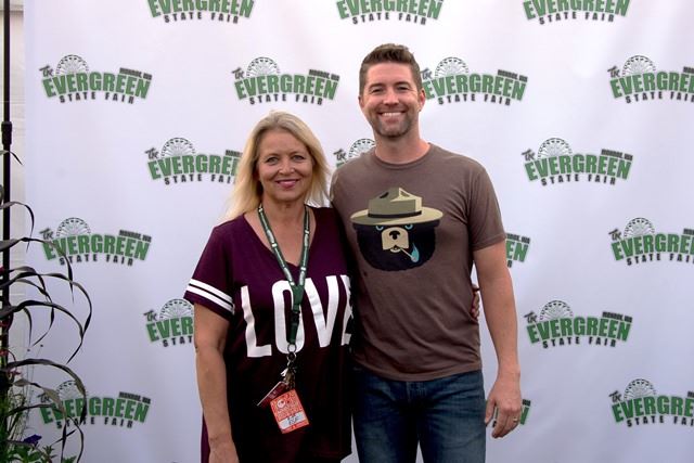 Josh Turner meet and greet  Aug 29 2017 (28)