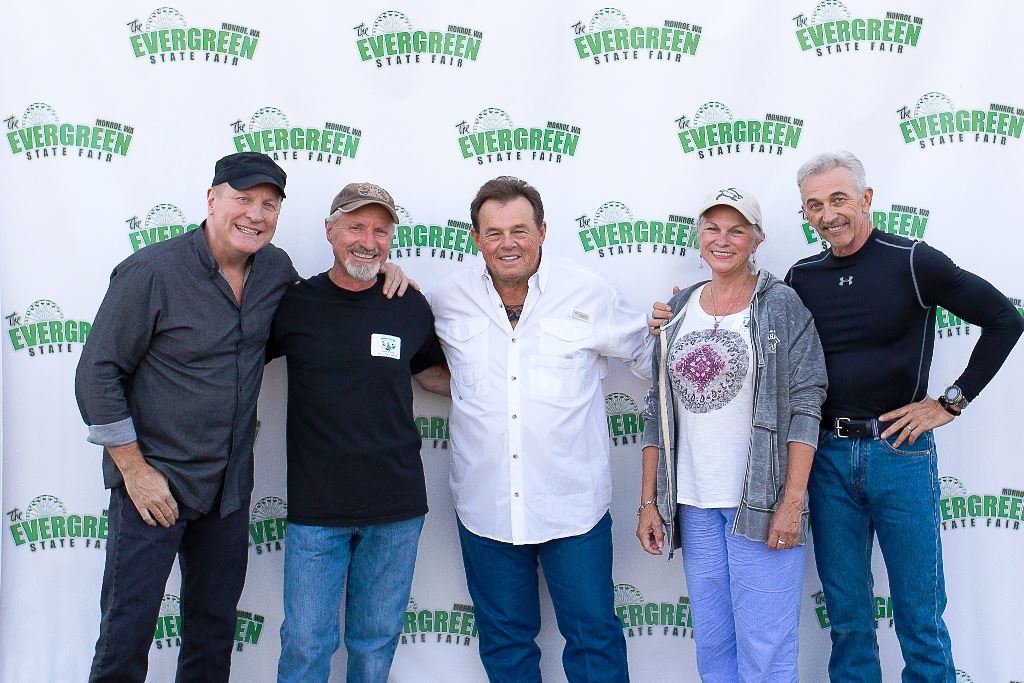 Roots and Boots  (2)